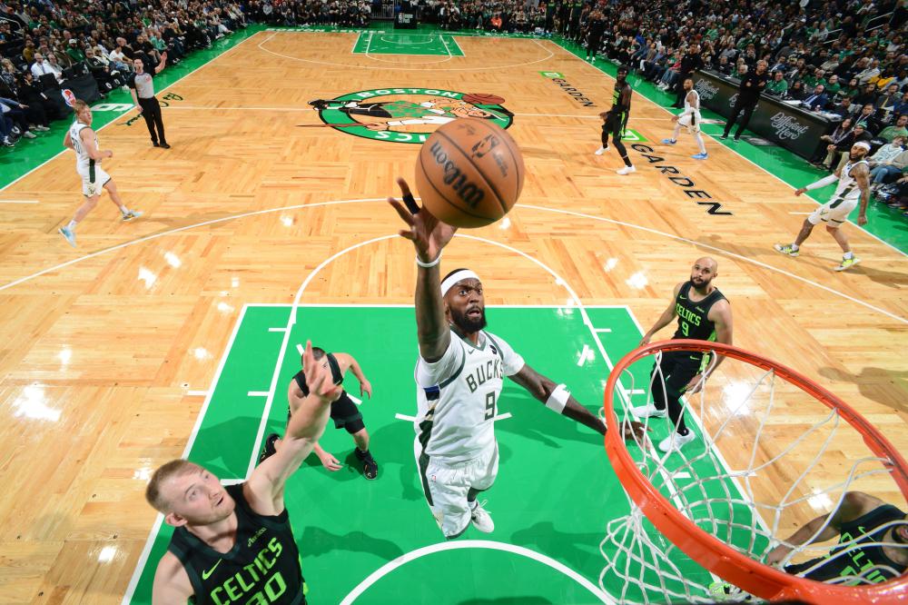 尤其在面对 尤其在面对