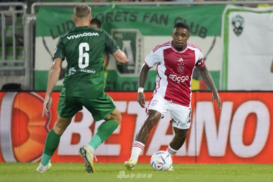 在赛季中段 在赛季中段